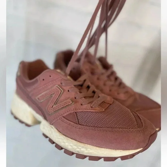 New Balance Womens WS574ATG Pink Lavender Sneaker Size 7.5 Comfort shoe walk run - Picture 16 of 16